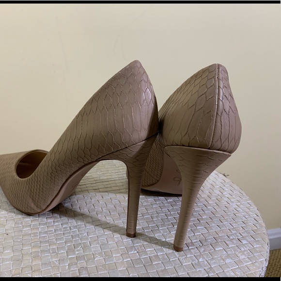Jessica Simpson women heels - Picture 4 of 10